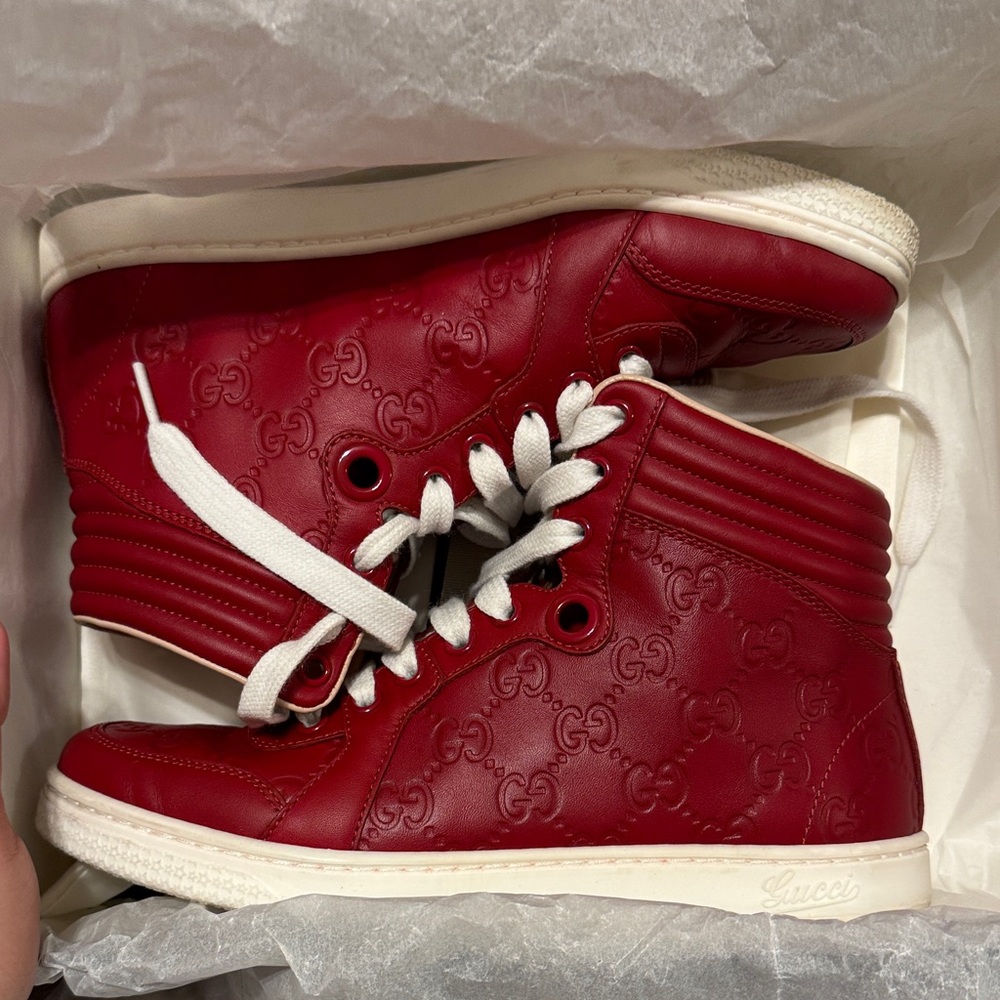 Gucci Red Embossed High-Tops size 5